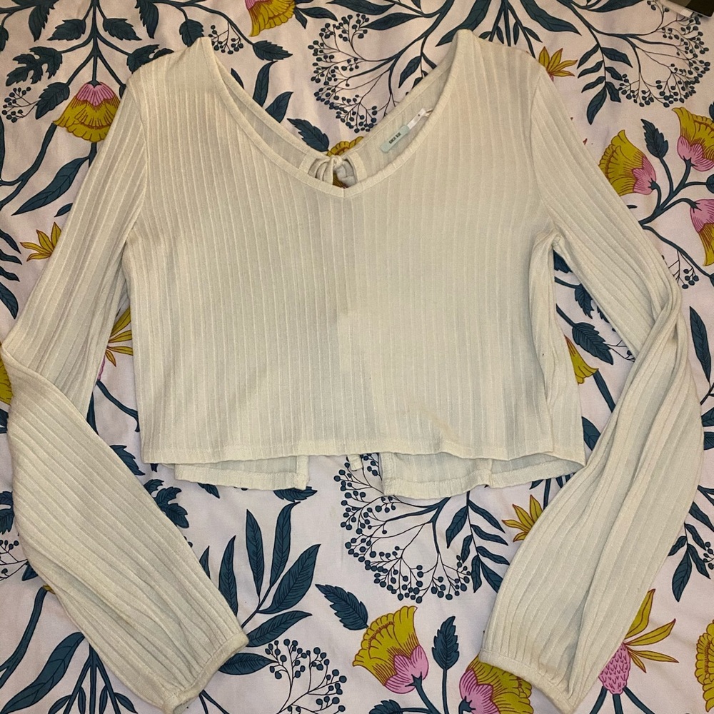 Women’s sweater